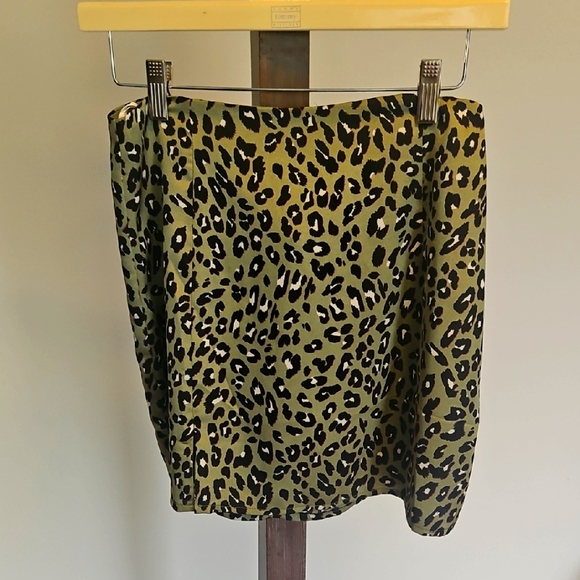 SuperdownLeopard Print Skirt - Green and Black...size M - Picture 1 of 6